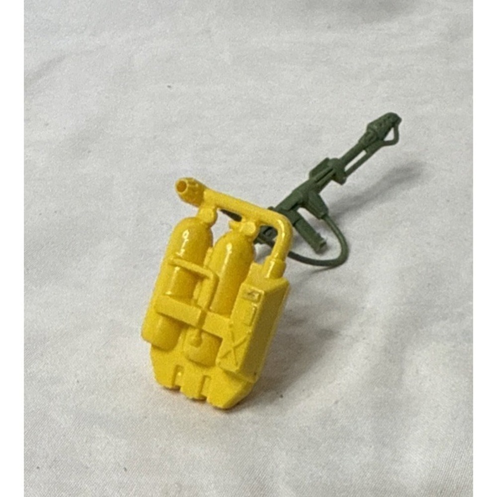 Vintage GI Joe 1984 Blowtorch Tank Gun Accessory 2 pc Hasbro Yellow Green